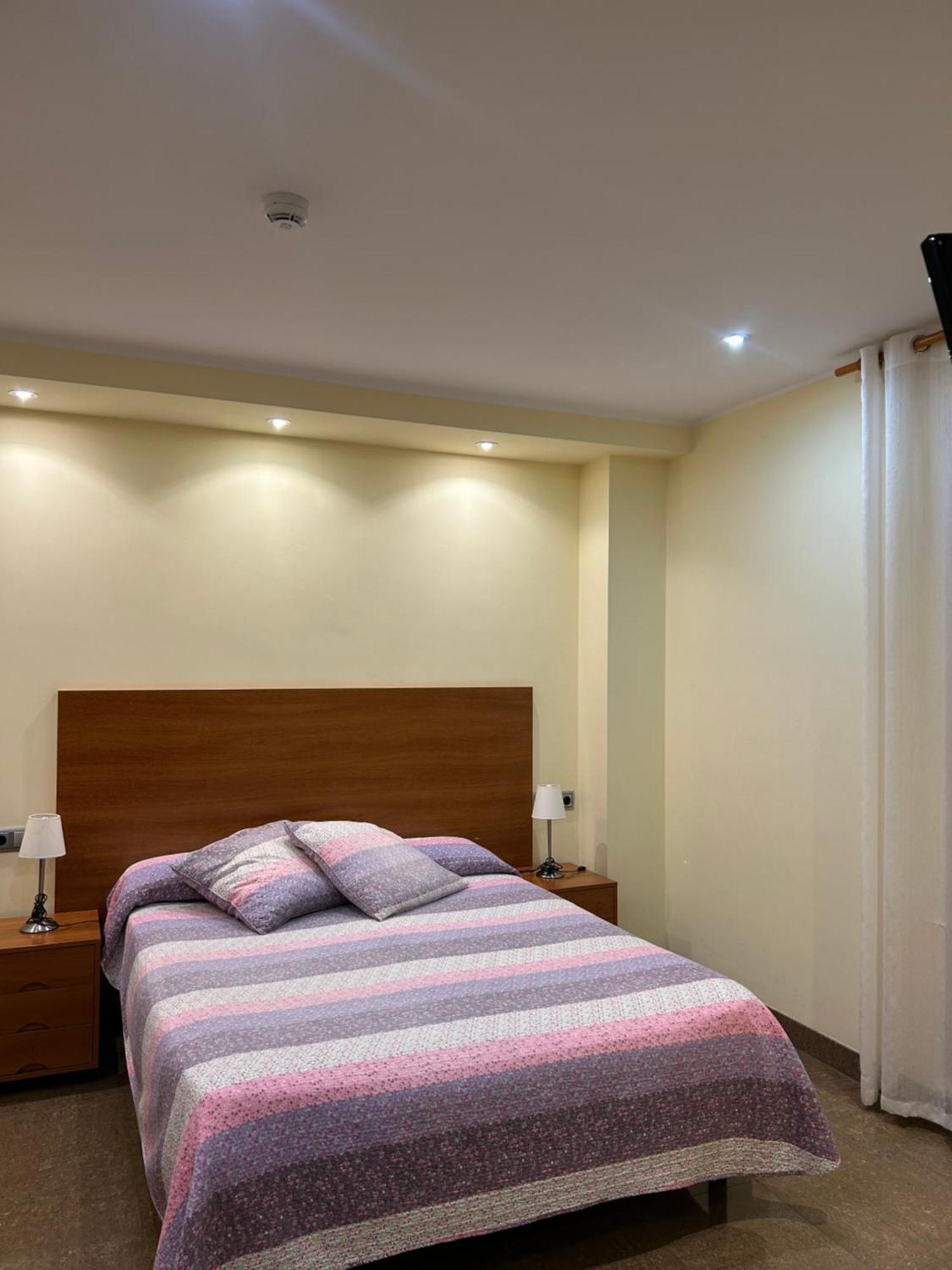 Hostal La Tina El Port De La Selva Dış mekan fotoğraf