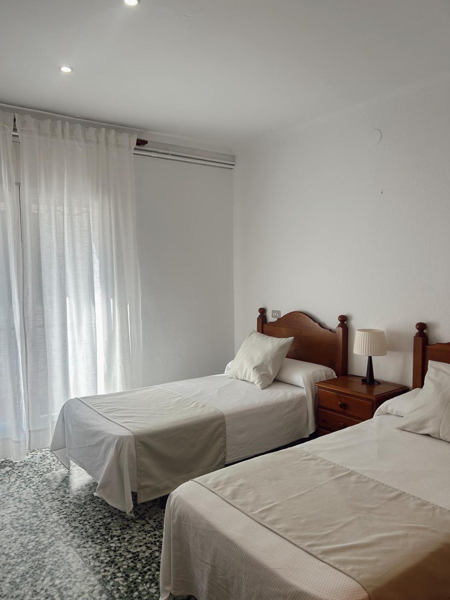 Hostal La Tina El Port De La Selva Dış mekan fotoğraf